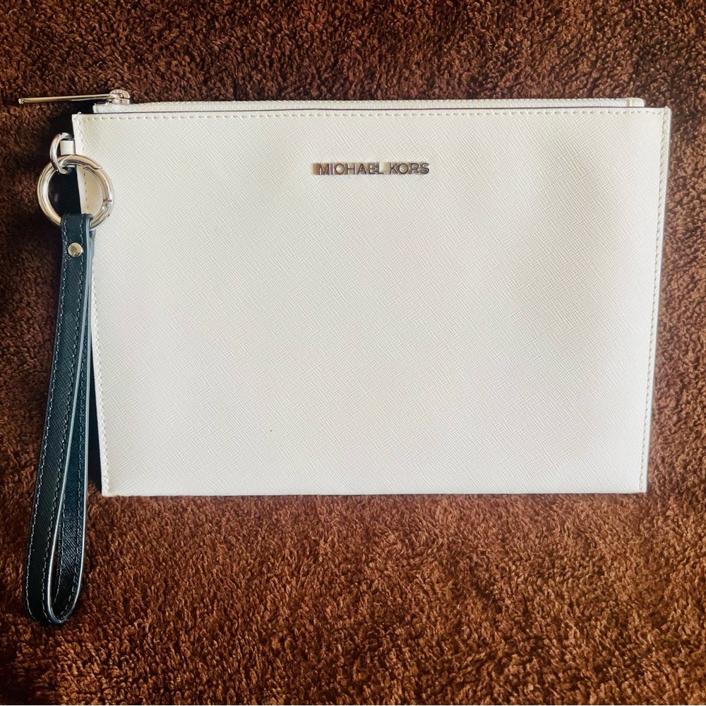 Michael Kors Jet Set Large Wristlet Wallet Clutch